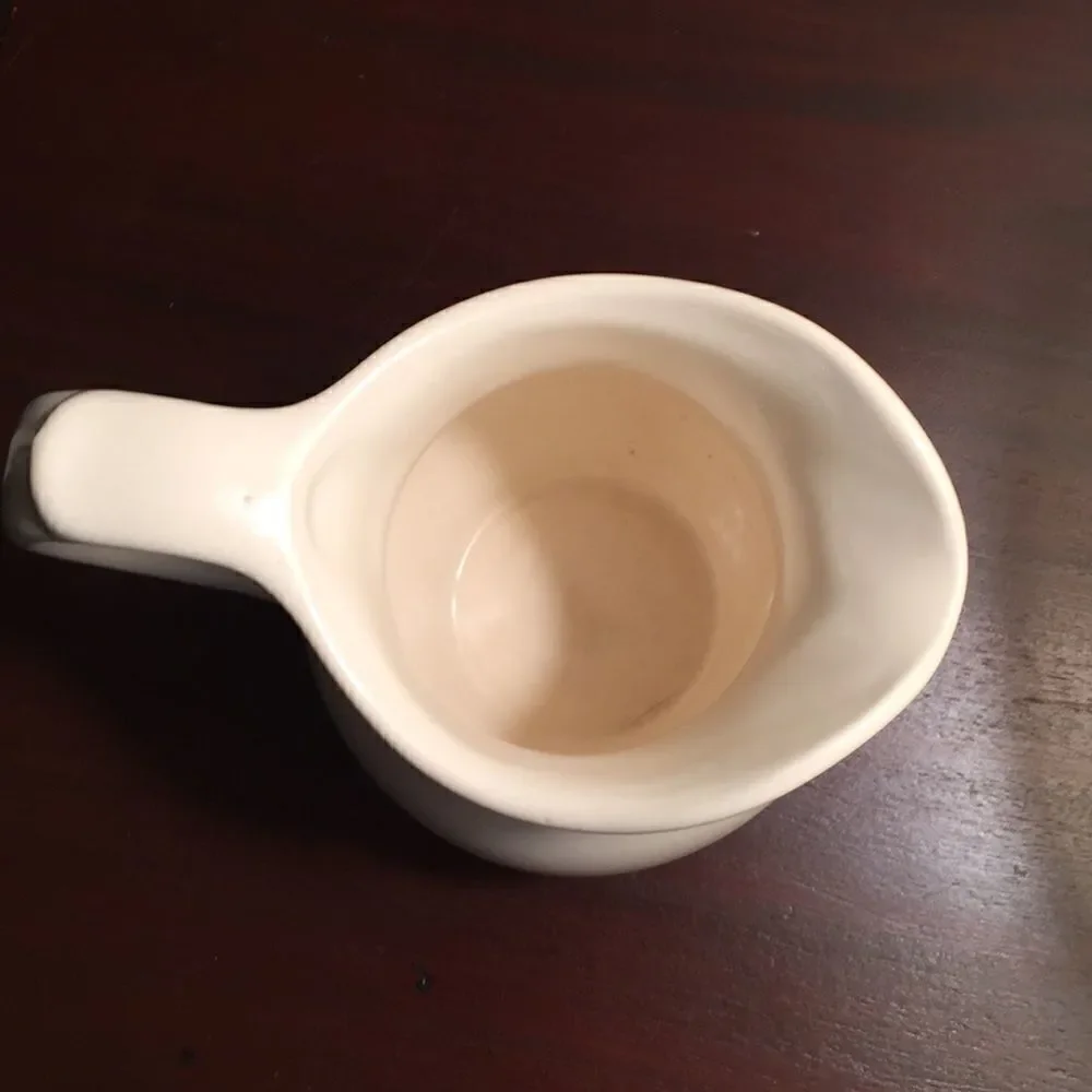 Pfaltzgraff  Creamer